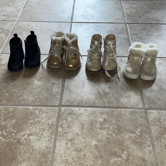 Lot of Girls Size 6 Boots - Picture 1 of 5